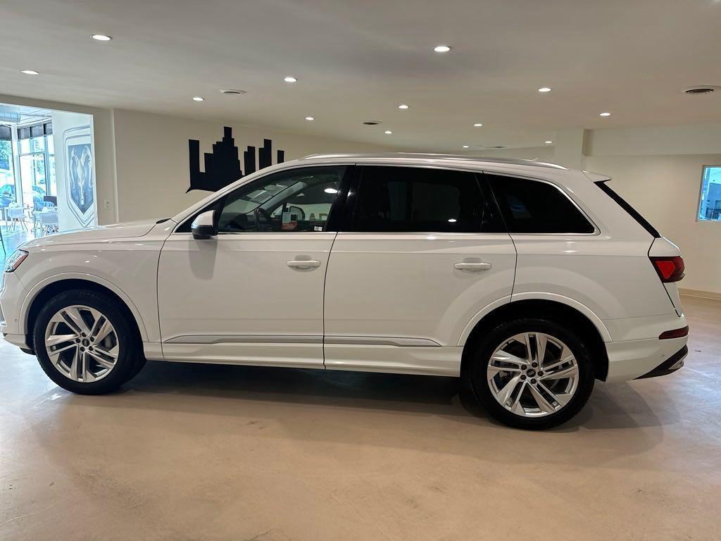 used 2021 Audi Q7 car, priced at $33,999