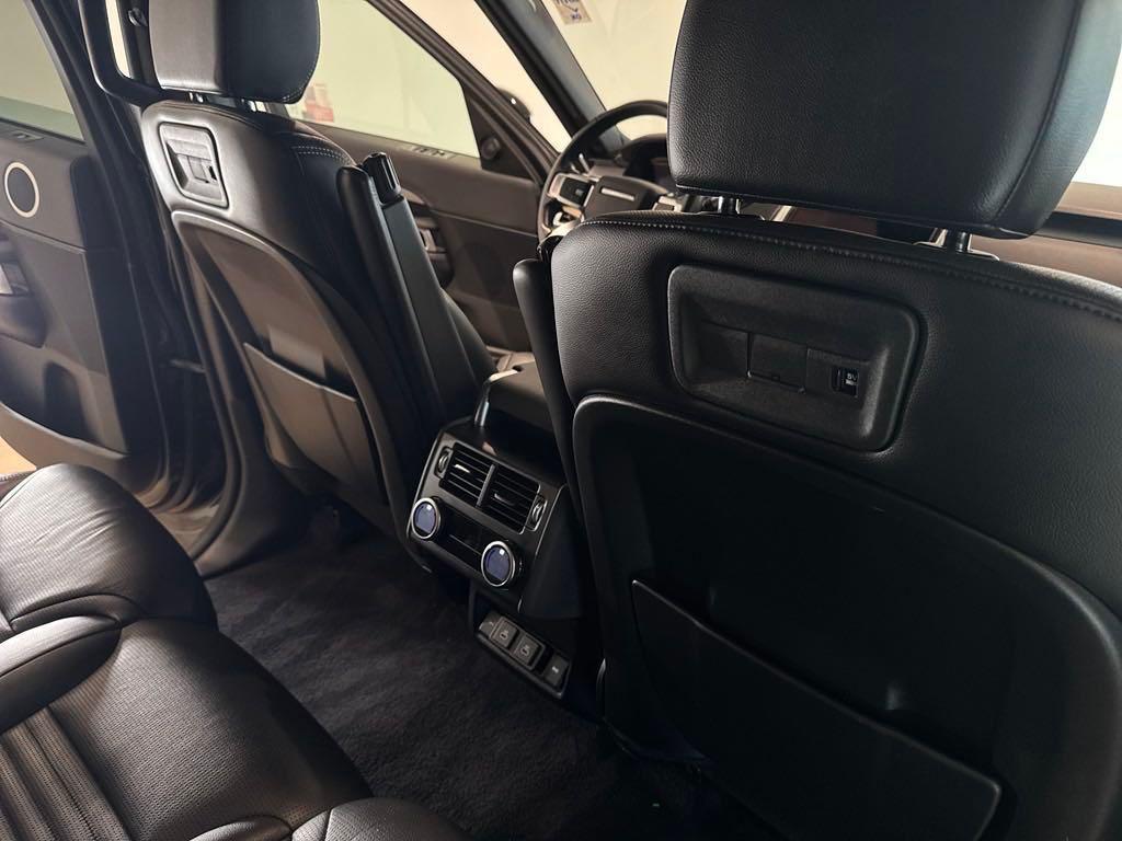 used 2022 Land Rover Discovery car, priced at $31,844