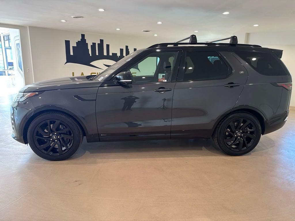 used 2022 Land Rover Discovery car, priced at $31,844