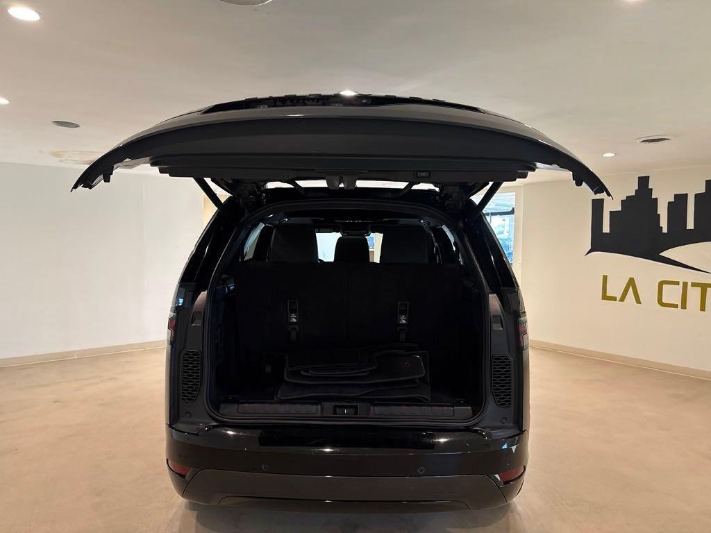 used 2022 Land Rover Discovery car, priced at $31,844