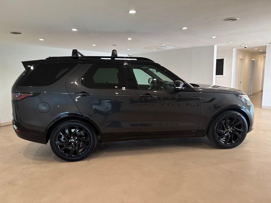 used 2022 Land Rover Discovery car, priced at $31,844