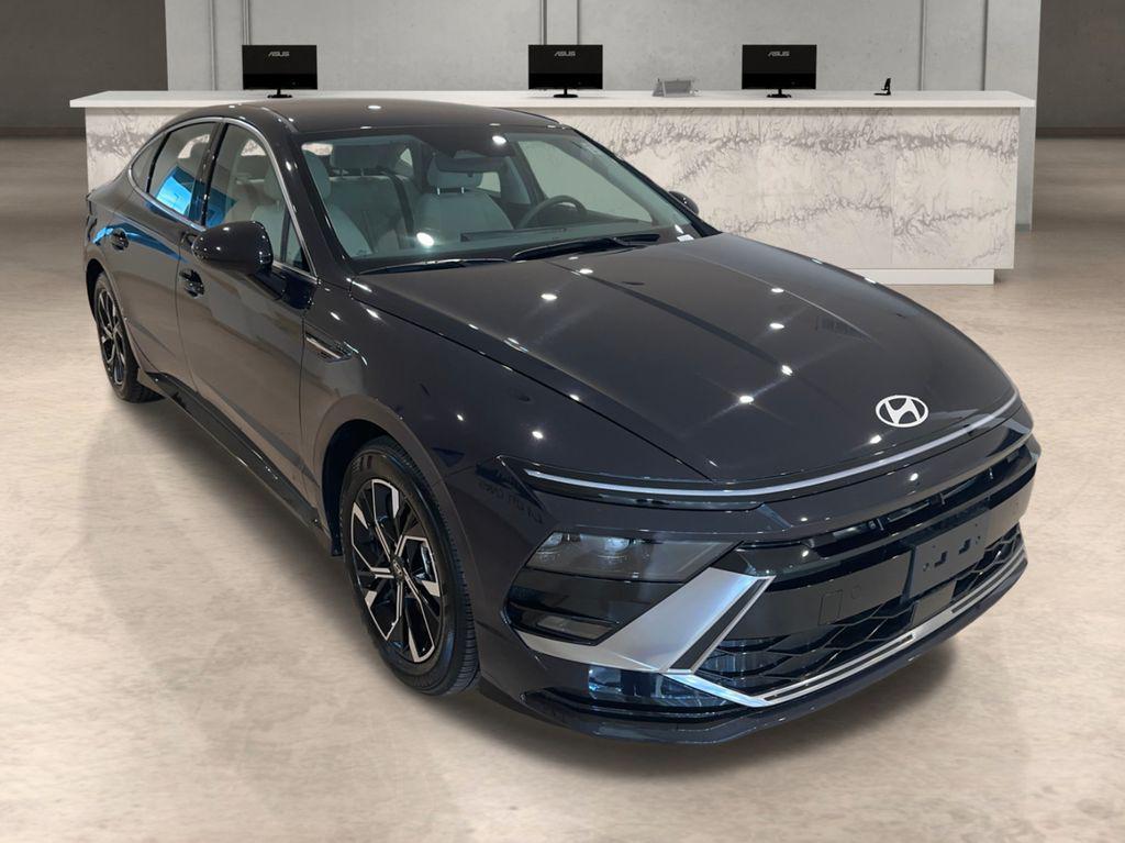 used 2025 Hyundai Sonata car, priced at $20,999
