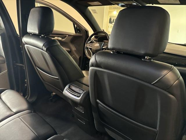 used 2022 Cadillac XT6 car, priced at $28,365