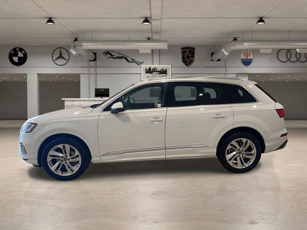 used 2023 Audi Q7 car, priced at $32,086