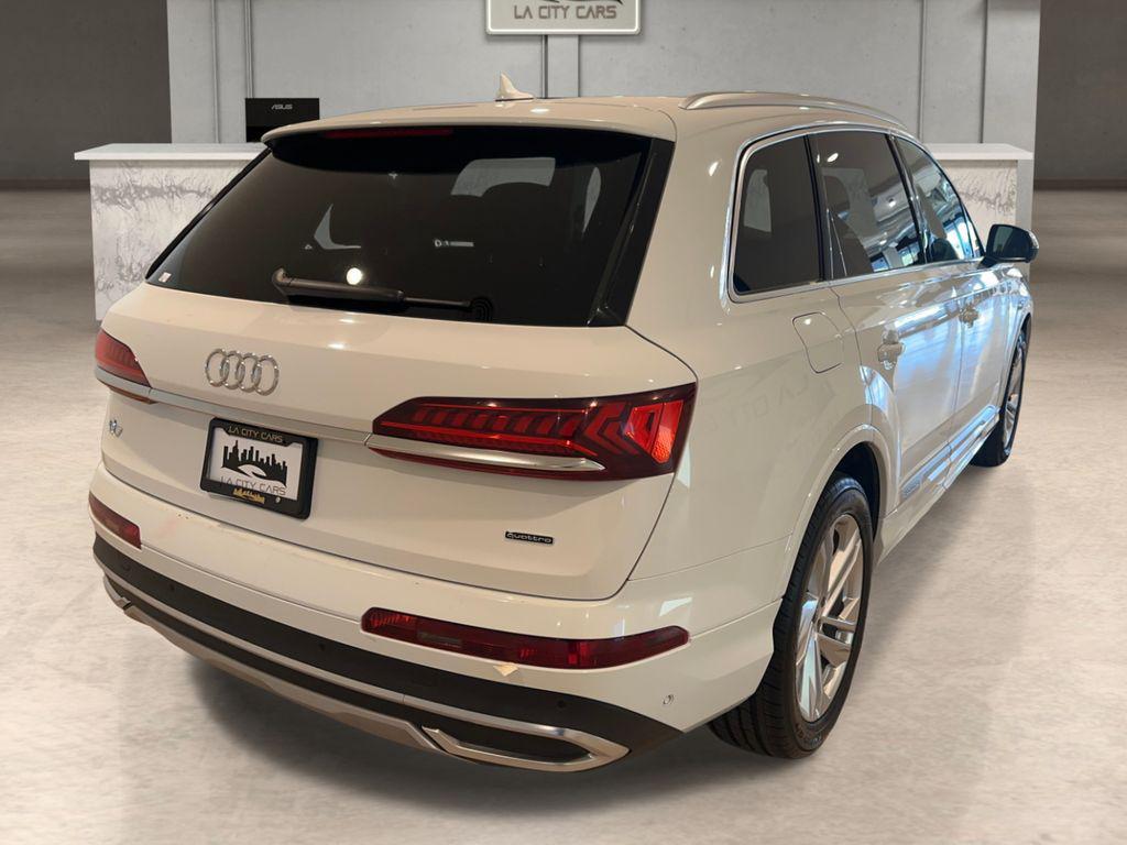 used 2023 Audi Q7 car, priced at $32,086