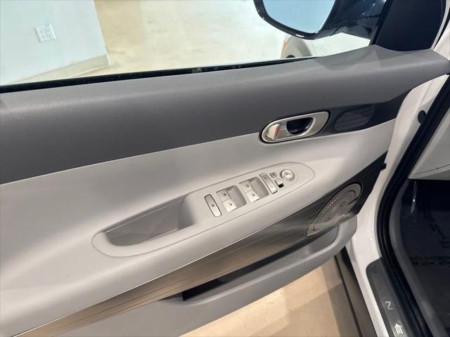 used 2022 Hyundai NEXO car, priced at $10,999
