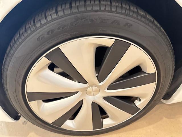 used 2020 Tesla Model S car, priced at $28,999