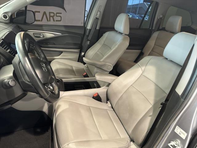 used 2022 Honda Pilot car, priced at $28,999