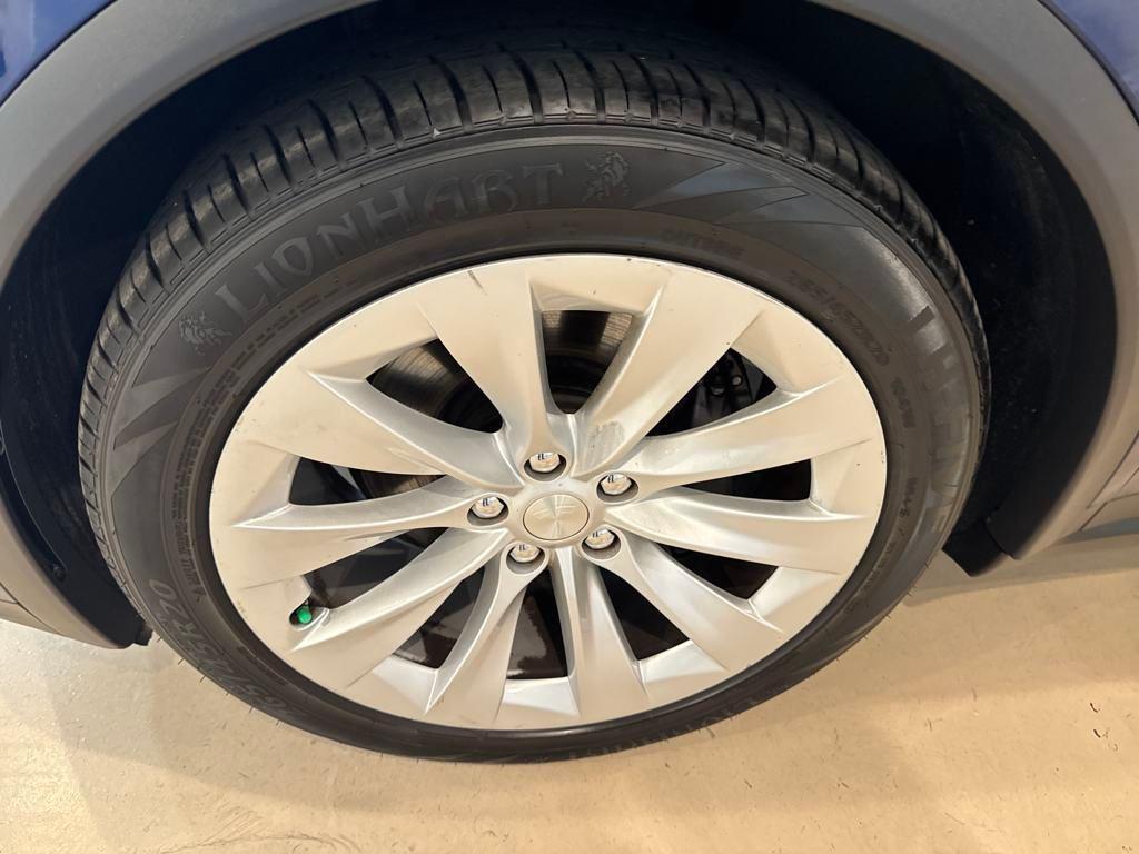 used 2018 Tesla Model X car, priced at $27,299