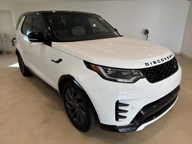 used 2022 Land Rover Discovery car, priced at $34,399