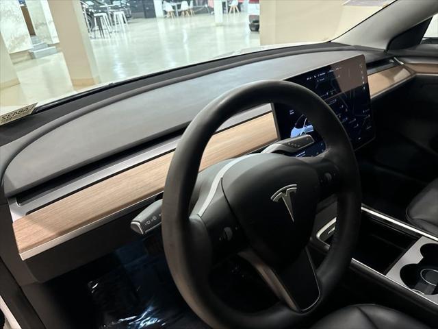 used 2022 Tesla Model 3 car, priced at $25,999