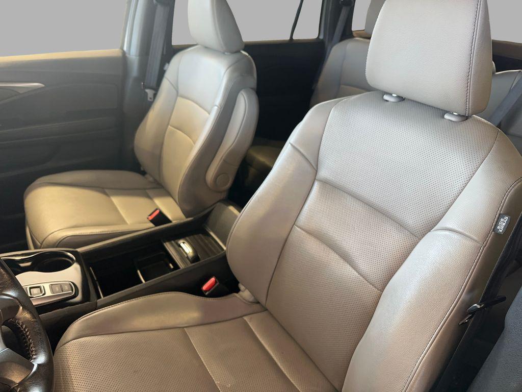 used 2022 Honda Passport car, priced at $22,999