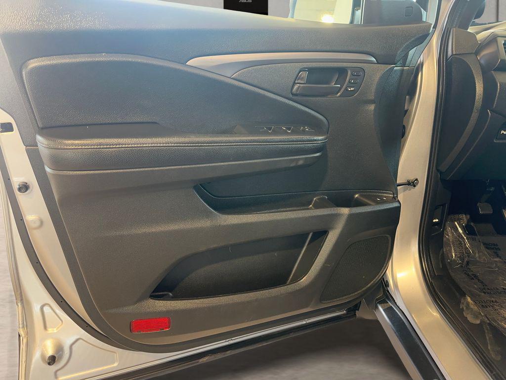 used 2022 Honda Passport car, priced at $22,999