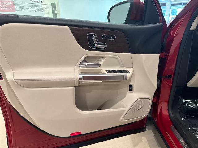 used 2021 Mercedes-Benz GLB 250 car, priced at $25,999