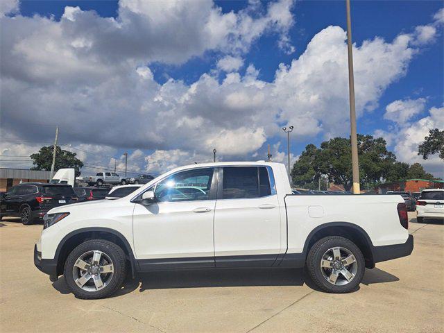 new 2025 Honda Ridgeline car, priced at $42,138