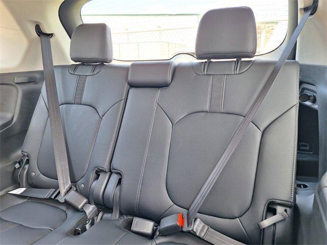 new 2025 Honda Pilot car, priced at $42,253