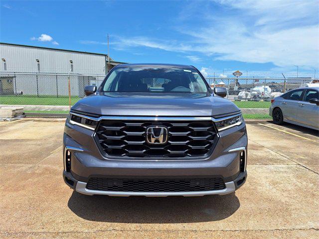 new 2025 Honda Pilot car, priced at $42,253