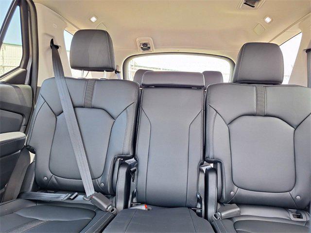 new 2025 Honda Pilot car, priced at $42,253