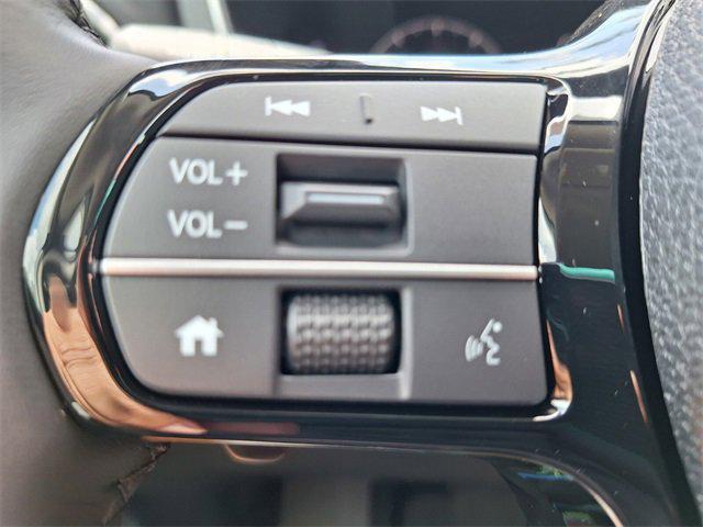 new 2025 Honda Pilot car, priced at $45,405