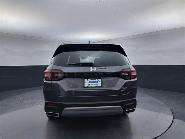 new 2025 Honda Pilot car, priced at $48,895