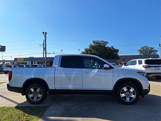 new 2025 Honda Ridgeline car, priced at $42,598