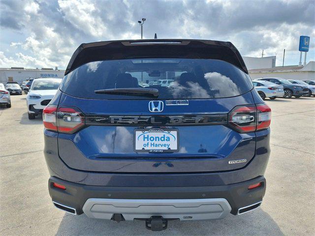 new 2025 Honda Pilot car, priced at $50,670