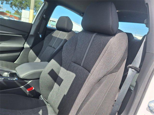 new 2025 Honda Accord Hybrid car, priced at $33,699