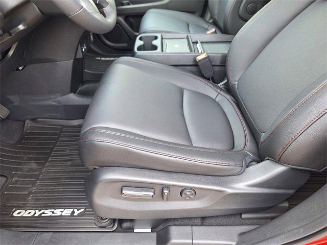 new 2026 Honda Odyssey car, priced at $43,496