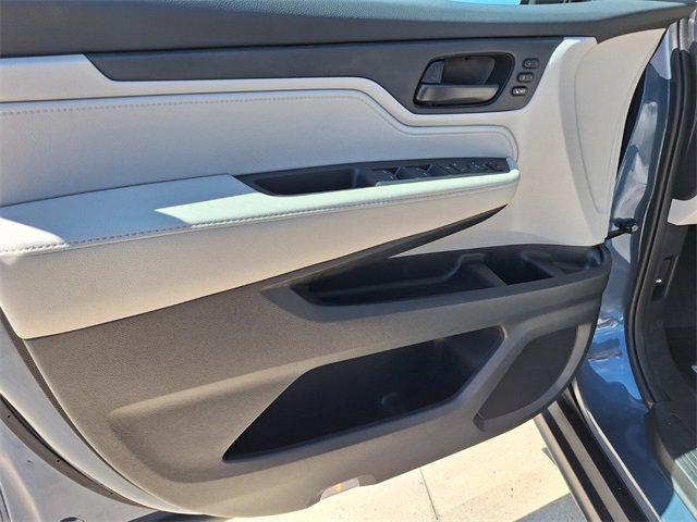 new 2026 Honda Odyssey car, priced at $41,636