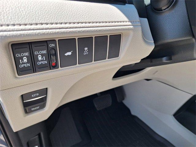 new 2026 Honda Odyssey car, priced at $41,636