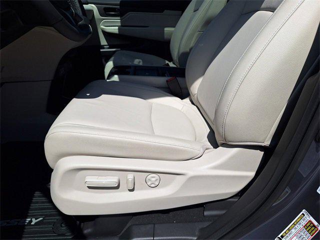 new 2026 Honda Odyssey car, priced at $41,636