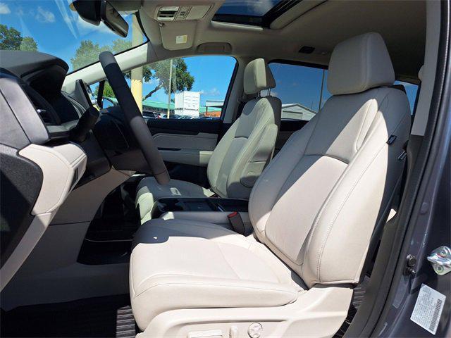new 2026 Honda Odyssey car, priced at $41,636