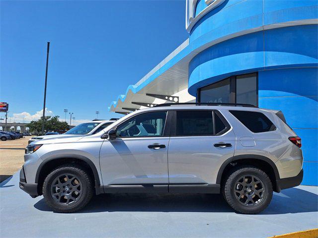 new 2025 Honda Pilot car, priced at $48,258