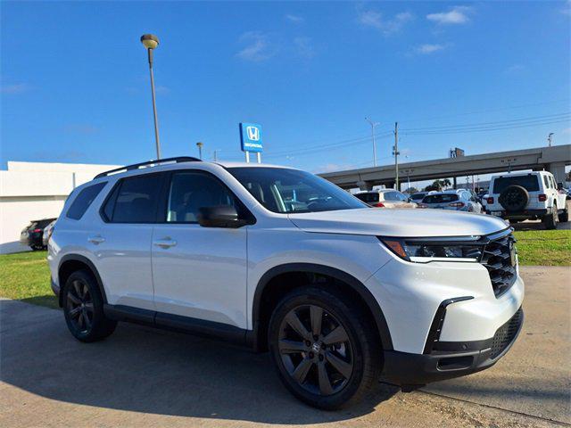 new 2025 Honda Pilot car, priced at $42,050