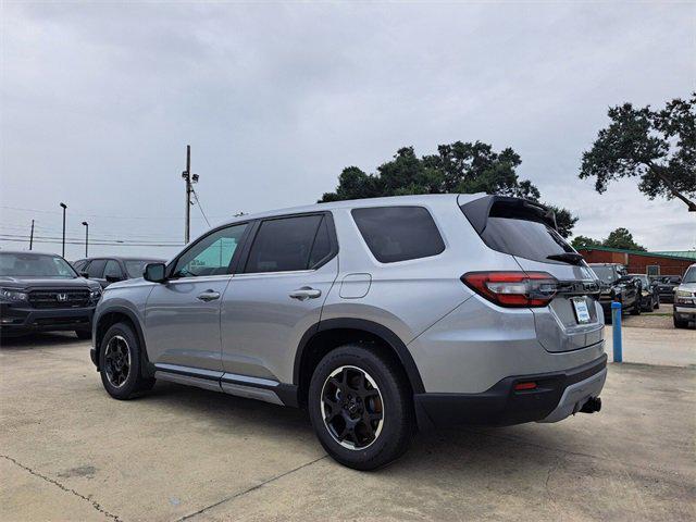 new 2025 Honda Pilot car, priced at $47,445