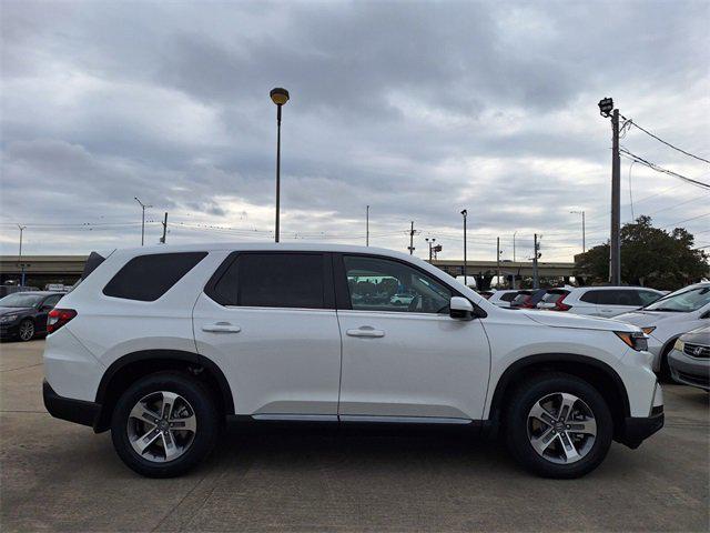 new 2025 Honda Pilot car, priced at $43,369