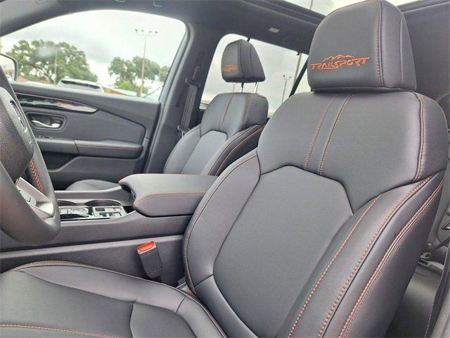 new 2025 Honda Pilot car, priced at $51,305