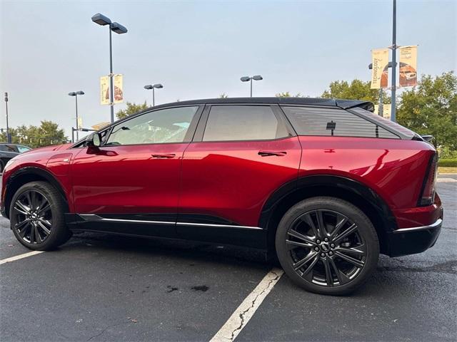 new 2025 Cadillac OPTIQ car, priced at $58,601
