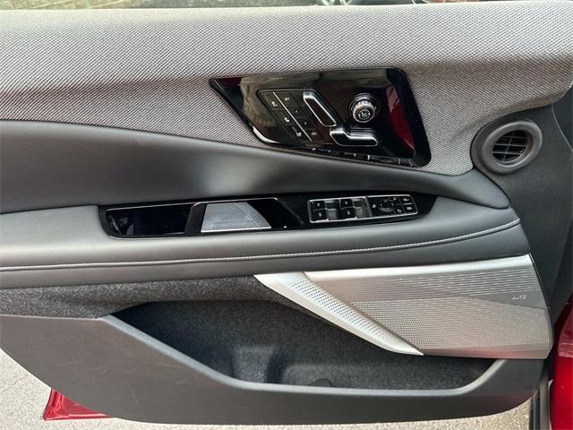 new 2025 Cadillac OPTIQ car, priced at $58,601