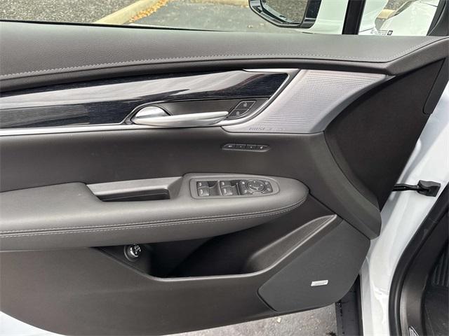 new 2026 Cadillac XT5 car