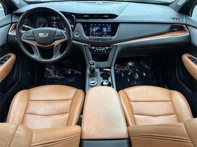 used 2021 Cadillac XT5 car, priced at $34,368