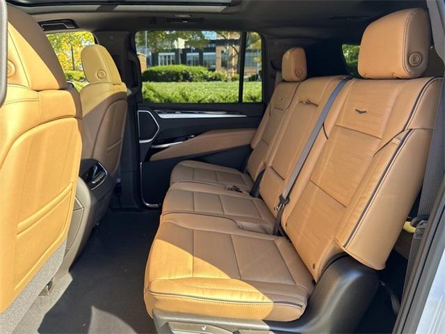 new 2026 Cadillac Escalade ESV car