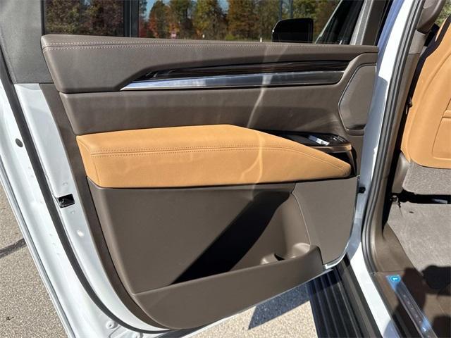 new 2026 Cadillac Escalade ESV car