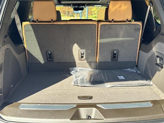 new 2026 Cadillac Escalade ESV car