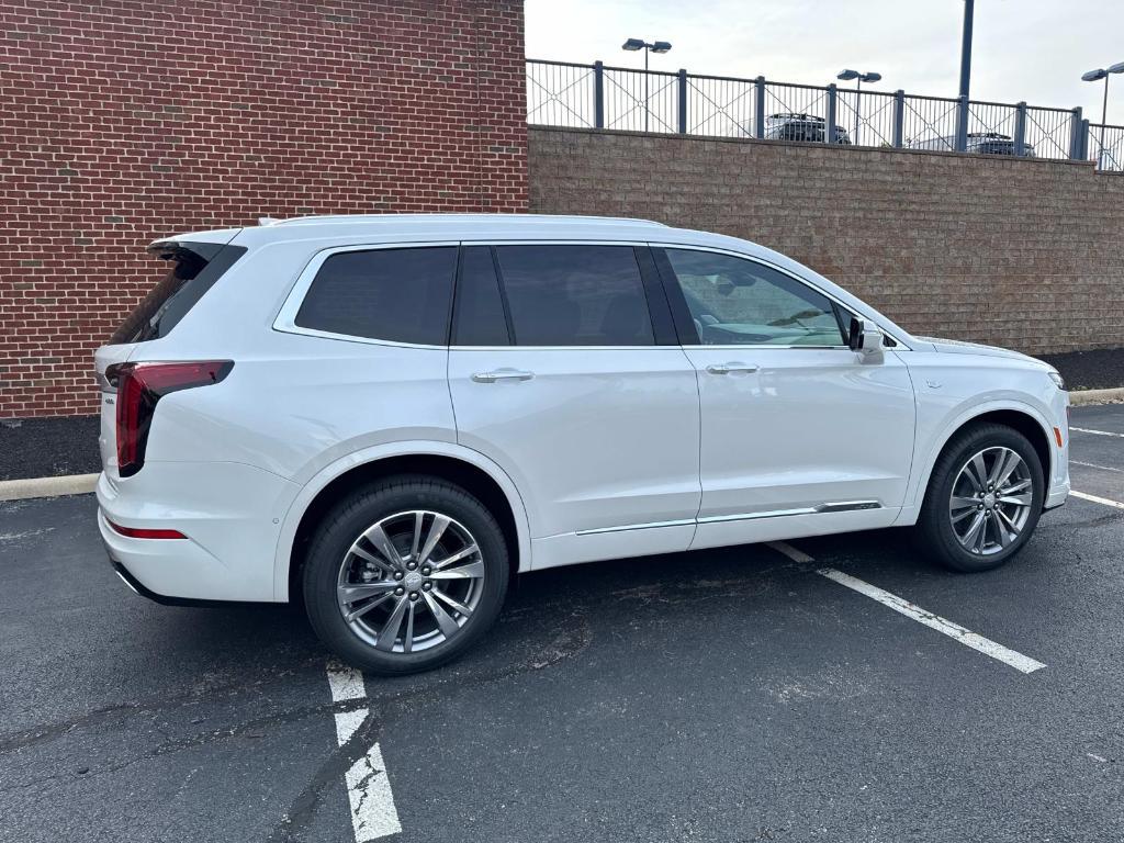 new 2025 Cadillac XT6 car, priced at $62,715