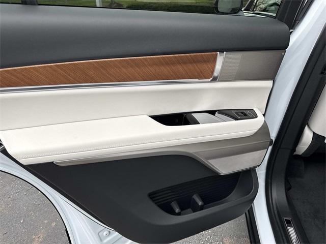 new 2026 Cadillac VISTIQ car