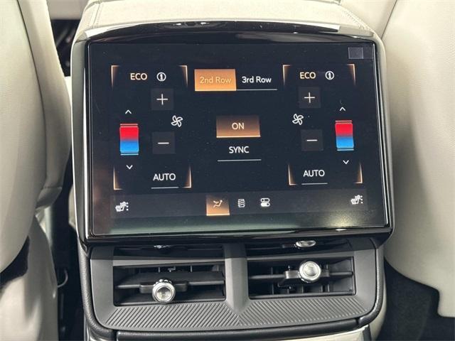 new 2026 Cadillac VISTIQ car