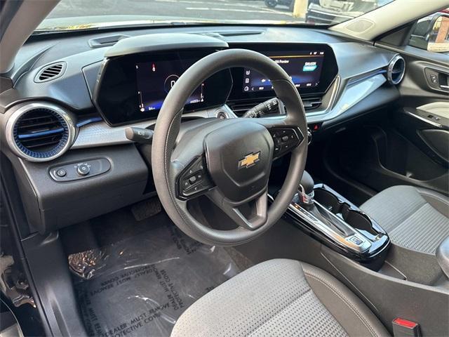 used 2024 Chevrolet Trax car, priced at $18,990