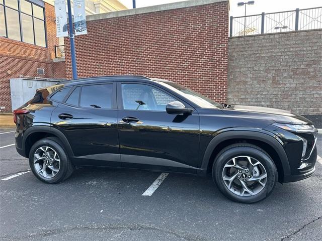 used 2024 Chevrolet Trax car, priced at $18,990