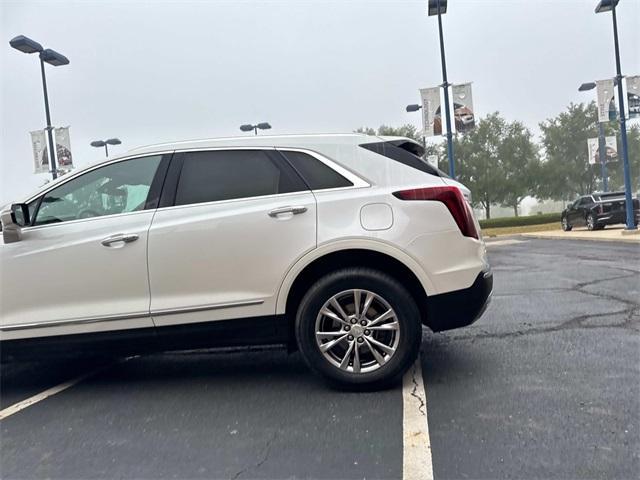 used 2022 Cadillac XT5 car, priced at $26,991